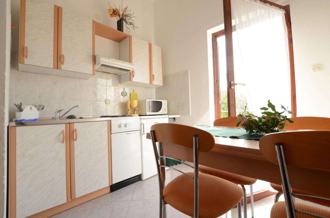 Apartments Josip Pavicini Kültér fotó