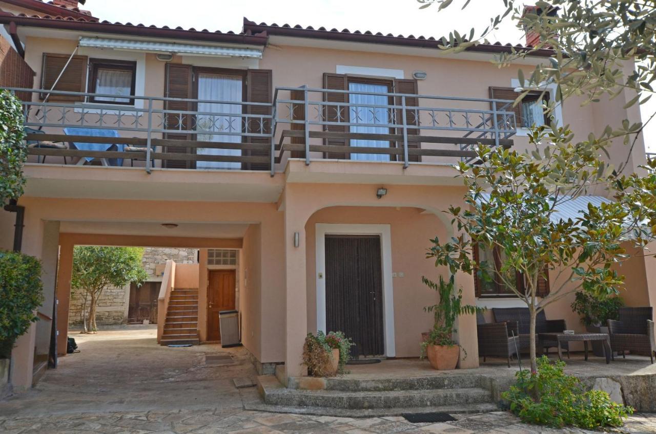 Apartments Josip Pavicini Kültér fotó