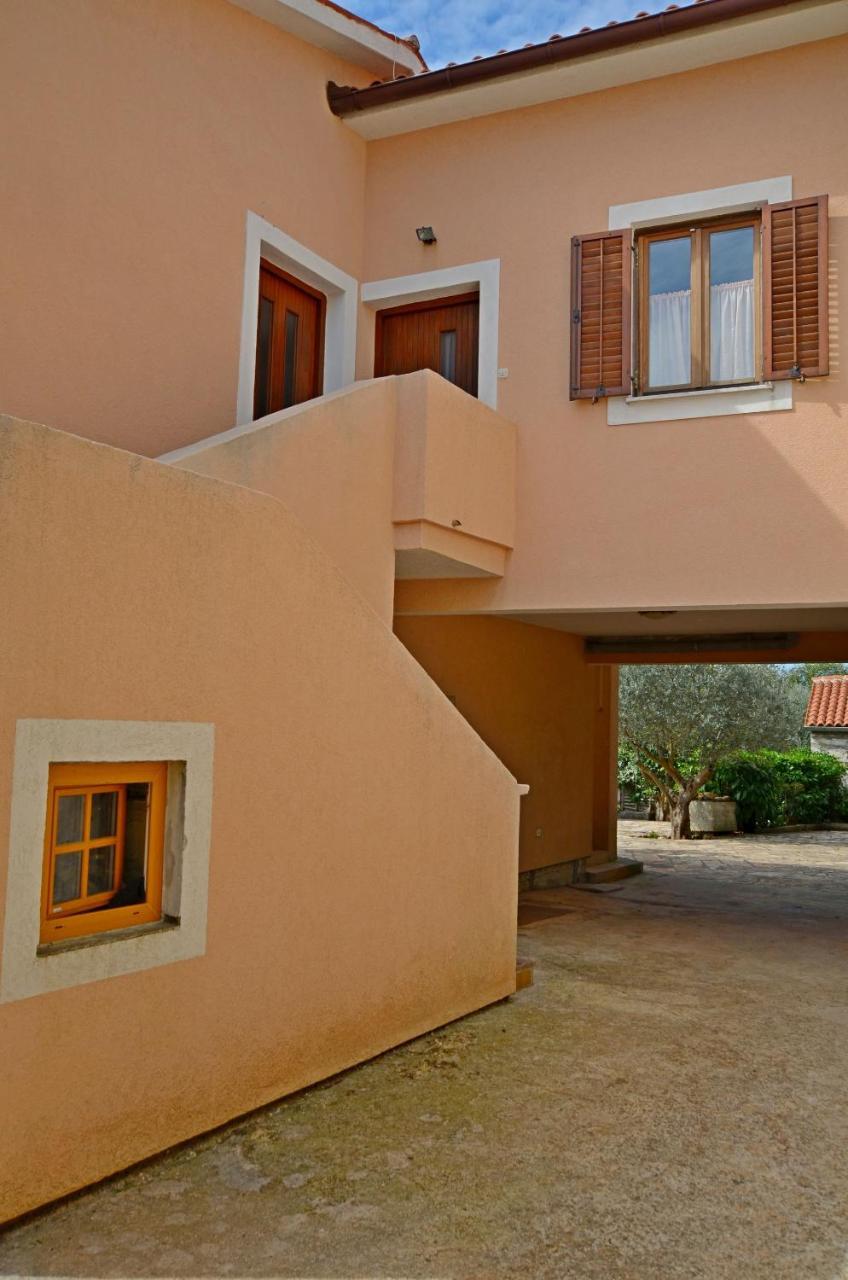 Apartments Josip Pavicini Kültér fotó